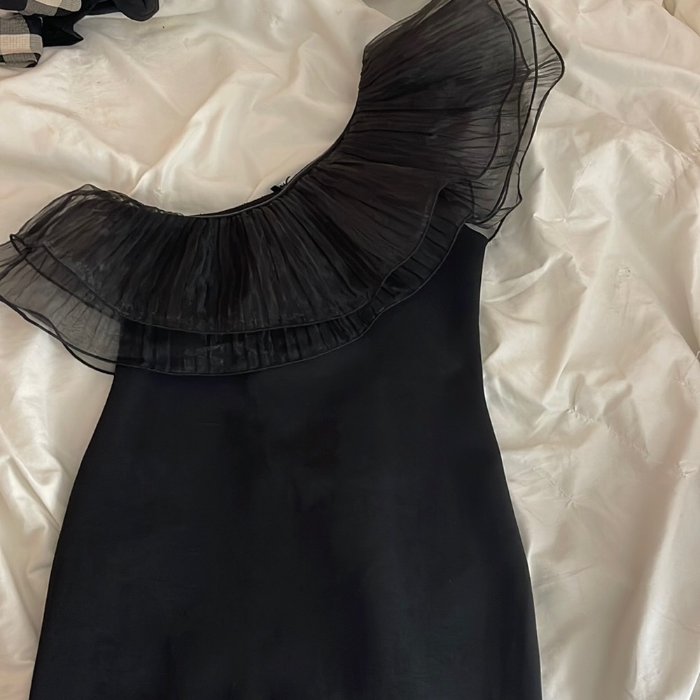 Black Zara one shoulder dress